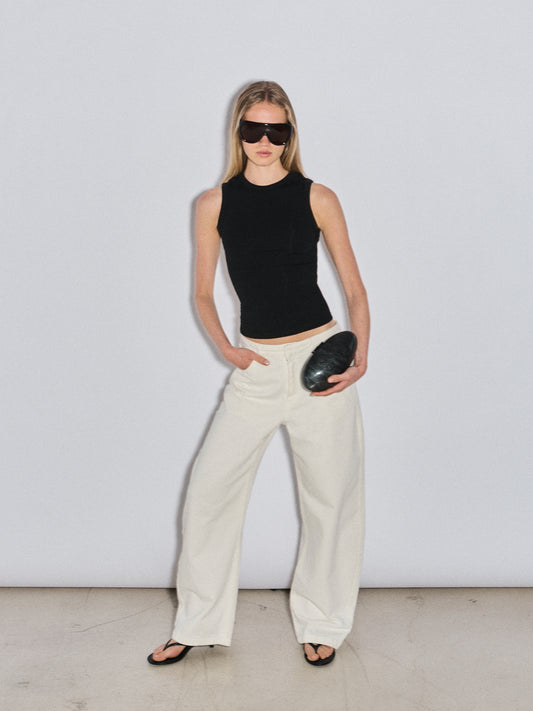 OYSTER CLUTCH in black