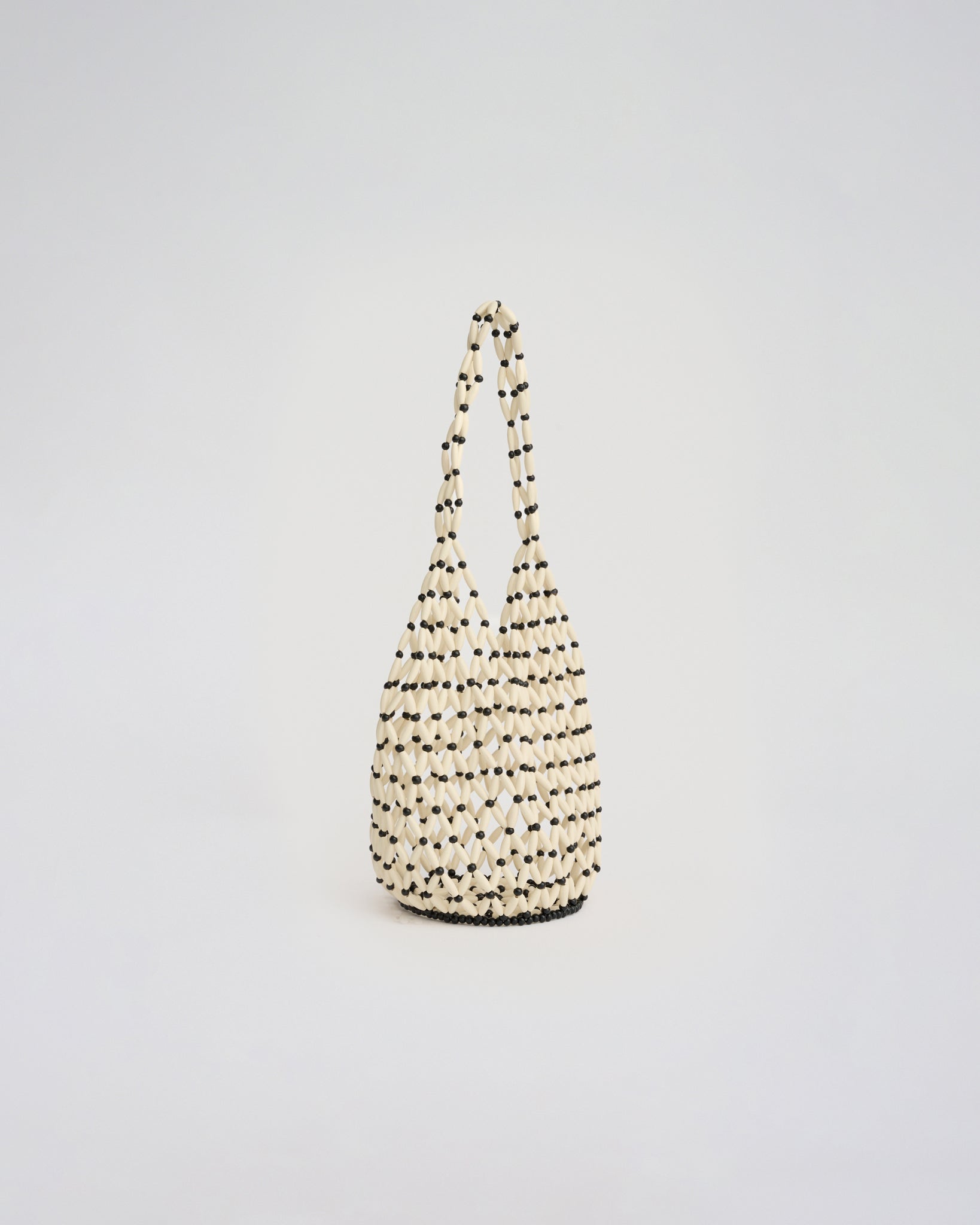 SUPPLE BUCKET in ivory/black – ELAREE STUDIO