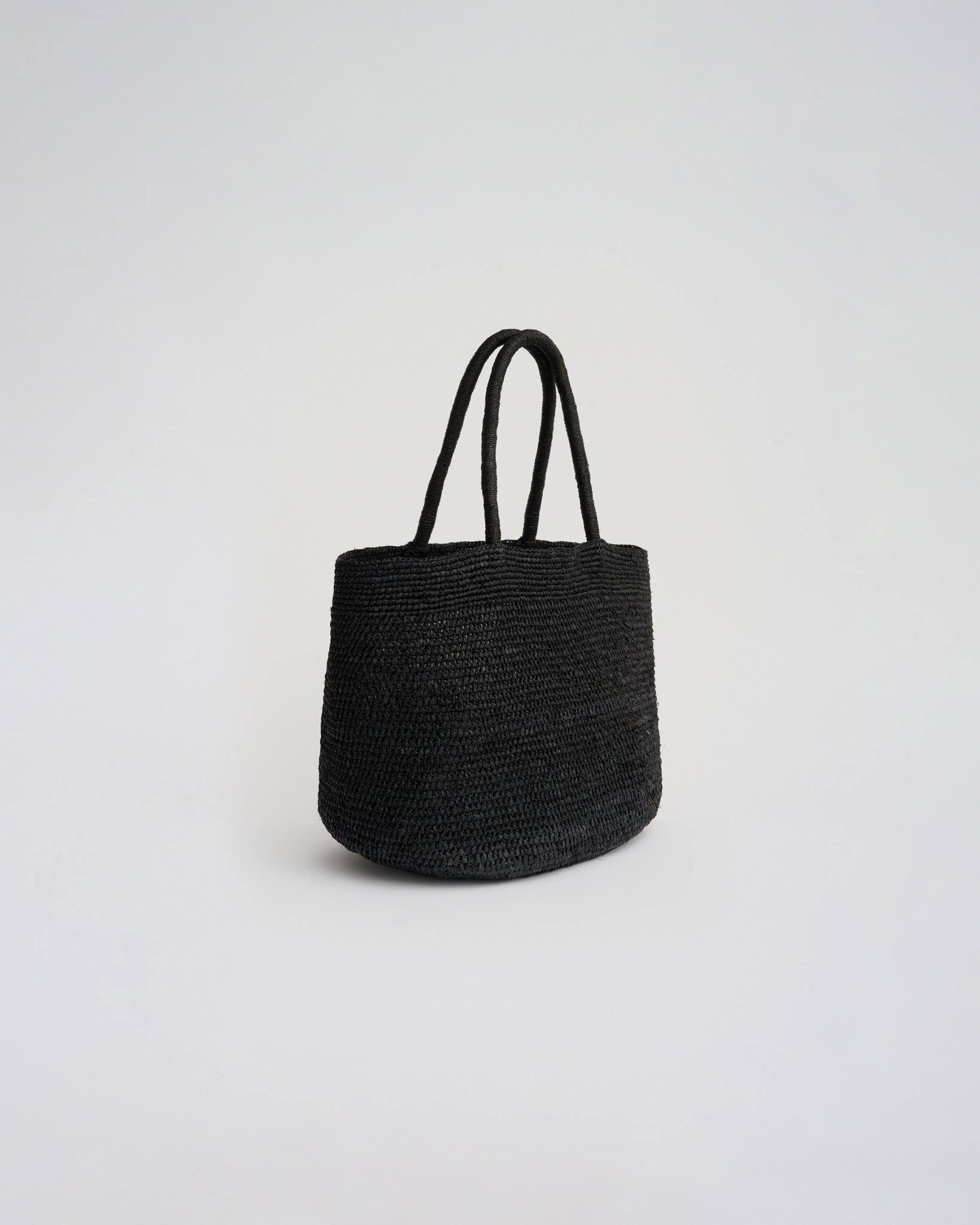 SHOULDER TOTE BAG in black