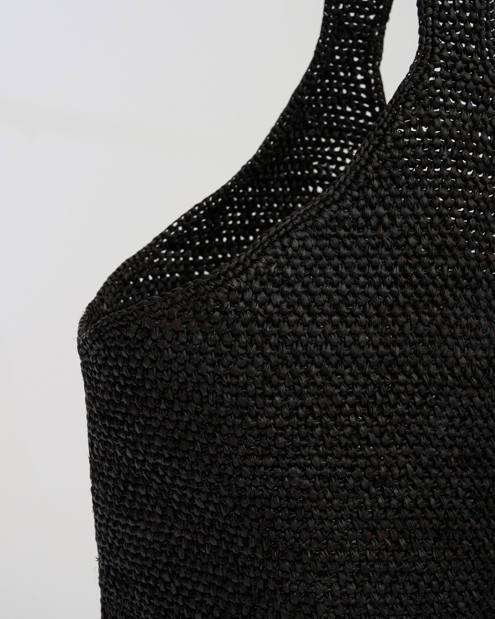 GIGI SHOULDER BAG in black