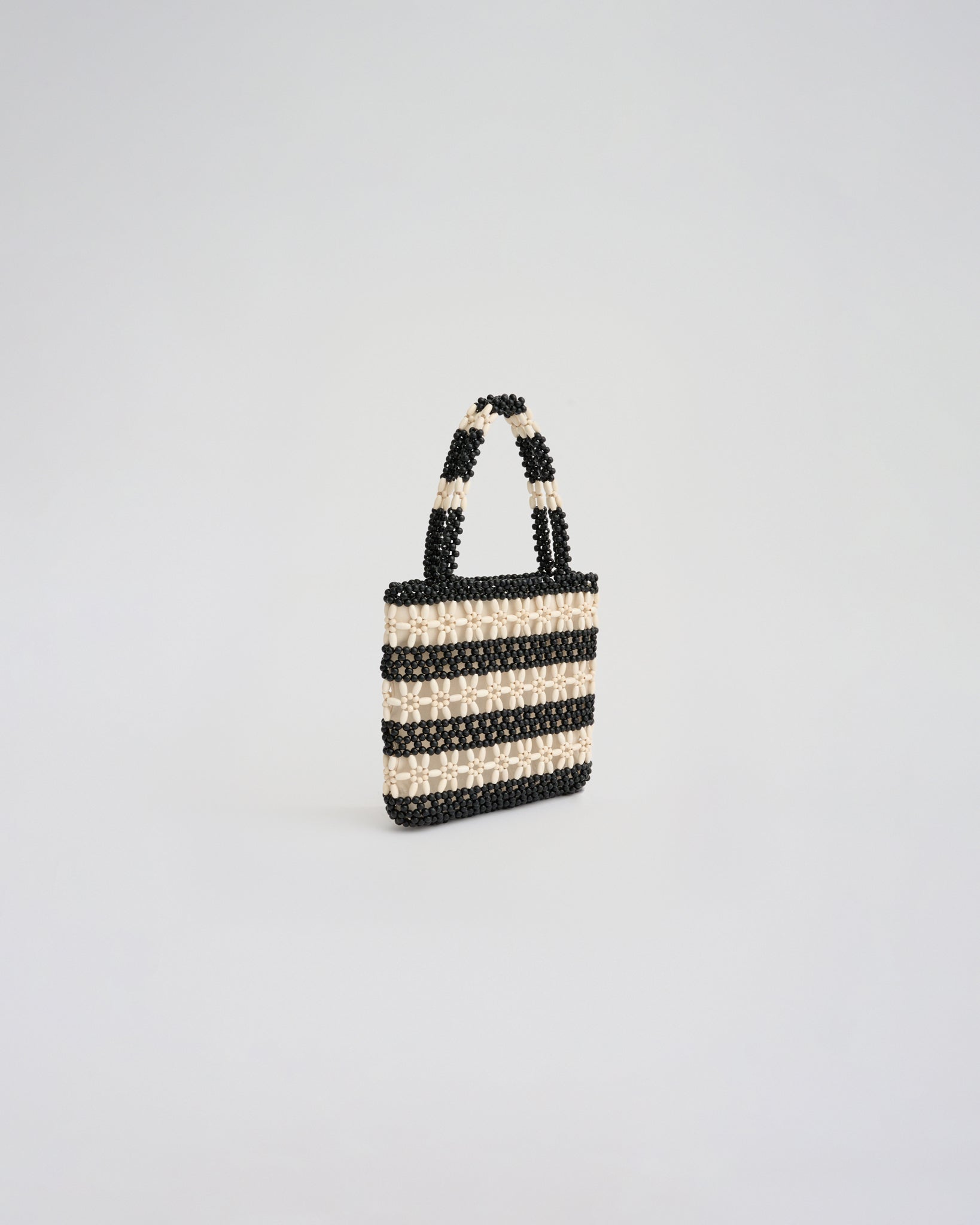 SUPPLE BUCKET in black/ivory – ELAREE STUDIO