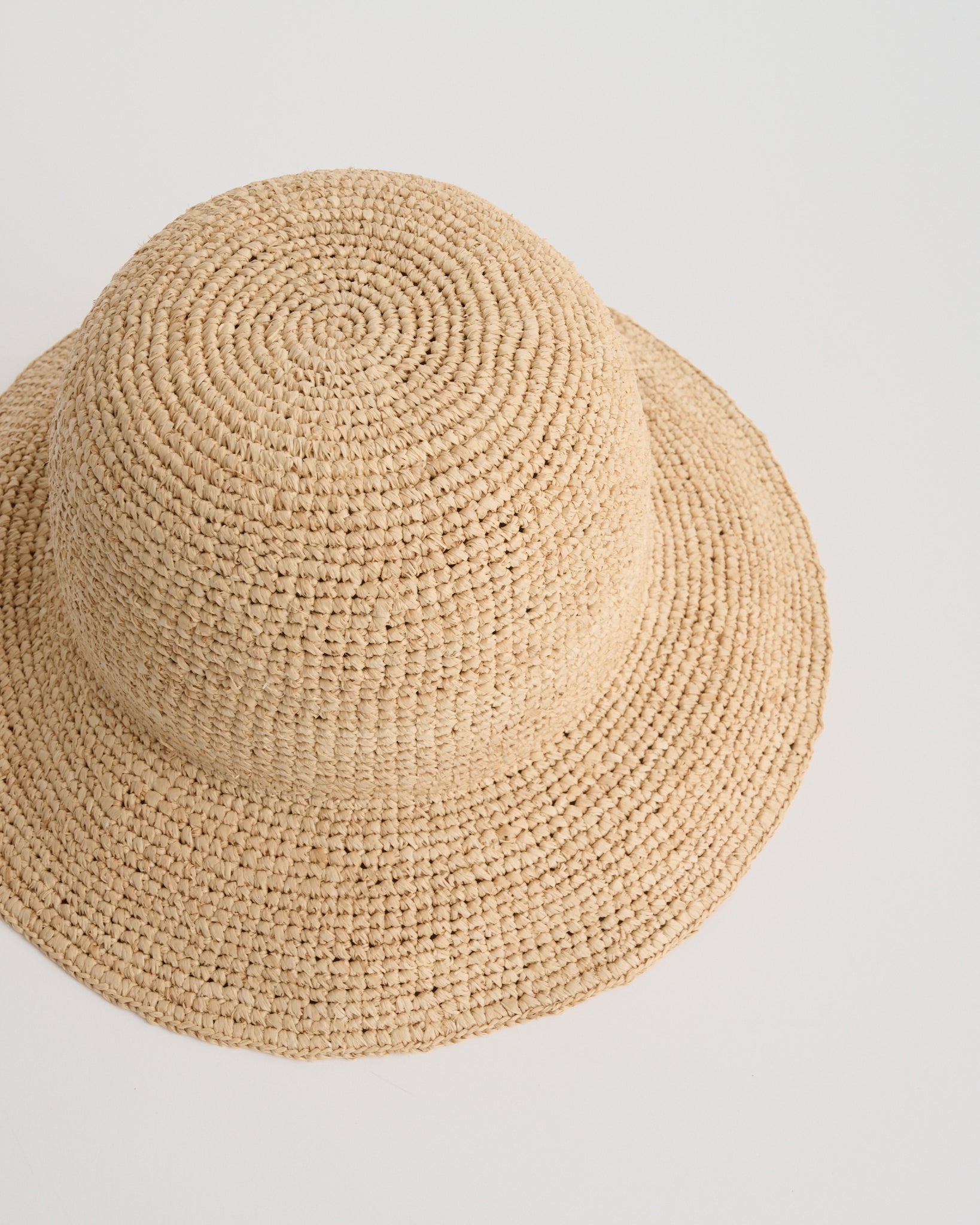 RAFFIA HAT in natural